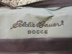 (RM2) Eddie Bauer Bocce Ball Set...