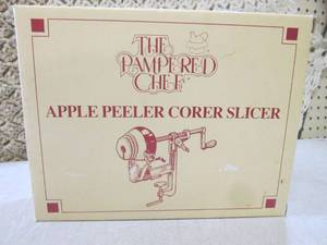 (F-0) The Pampered Chef Apple Peele...