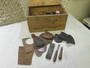 (BS) Vintage Wood Box with Assorted...