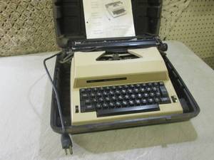 (D-2) Vintage Sears Electric Portab...