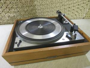 (D-2) United Audio Dual 1209 Turnta...