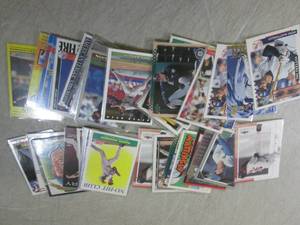 (BSB) 50 Assorted Baseball Sports C...