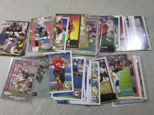 (BSB) 50 Assorted Football Sports C...