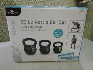 (F-0) Crane Fitness 30 Lb Kettle Be...