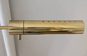lot 12 image: Vintage Brass Floor Lamp
