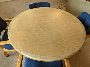 lot 14 image: Vintage Wood Dining Table Set