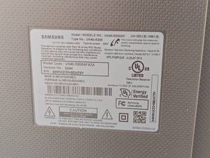 lot 19 image: Samsung 40 Smart TV
