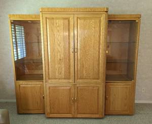 lot 34 image: Large Wood Wall Entertainment Cabinet