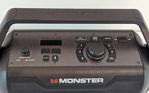 lot 68 image: Monster Nomad Wireless SpeakerRadio