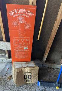 lot 77 image: Assorted Lawn Tools