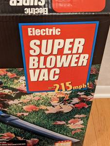 lot 86 image: Toro Electric BlowerVac