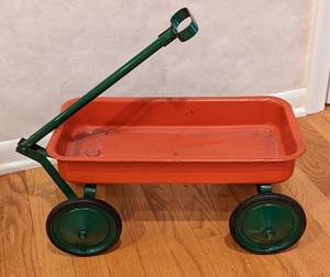 lot 106 image: Pair of Vintage Red Wagons