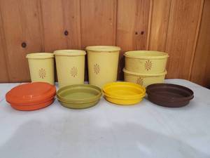 lot 36 image: Collection Of Vintage Tupperware