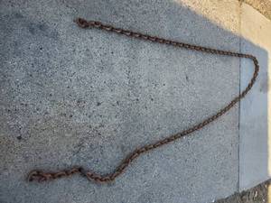 lot 9 image: 22FT Chain - see photos for scale
