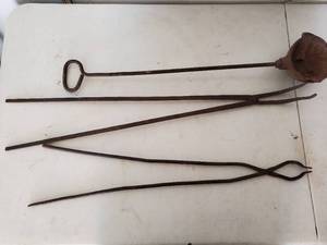 lot 6 image: Three Old Blacksmiths Tools