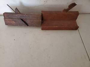 lot 60 image: Two Old Wood Hand Planes