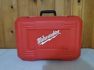 lot 106 image: Milwaukee Circular Saw