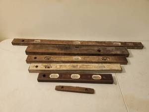 lot 189 image: Six Old Wood Levels