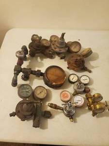 lot 203 image: Eight Welding Gauges