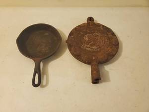 lot 207 image: Two Vintage Pieces Of Cast Iron