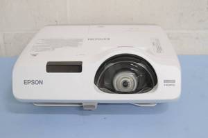 Epson PowerLite 525W Short Throw Wide Angle WXGA Widescreen Video  Computer Projection System  Projector