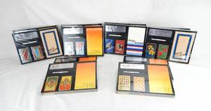 lot 90 image: 12 Vintage Hoyle Collection Bridge Gift Sets