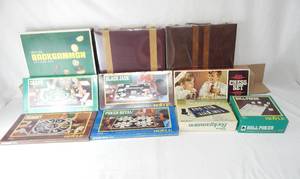 lot 35 image: Large Lot of Vintage Games