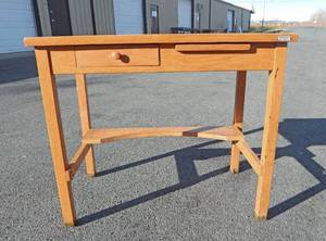 lot 24 image: Vintage Mid Century Oak Desk