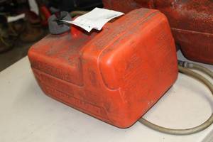 3-Gallon, 6-Gallon Plastic Marine Gas Cans