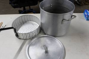 Stock Pot with Lid and Strainer