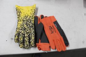 One Pair Lindy Fish Handler Gloves, One Fish Filet Glove