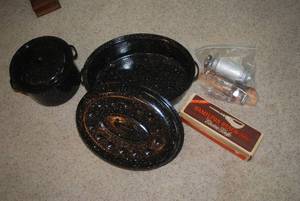 Roaster, electric knife and cake de...