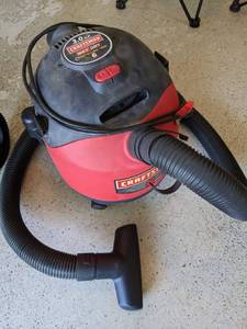 Craftsman 3 hp 6 gallon wet dry vac...