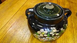 Glazed Bean Pot