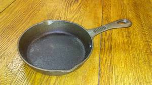 Vintage 6 in. Cast Iron Skillet Benjamin and Medwin