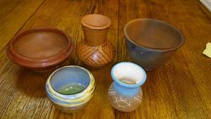 Misc. Vintage Pottery, Yellowbird and more. (5)