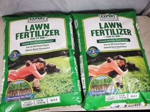 2 New 42 lb Bags Lawn Fertilizer