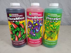 3 New Large Quart Bottles of Hydroponics Flora