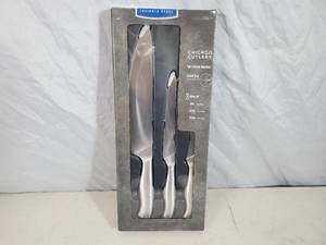 New Chicago Cutlery Insignia Steel 3 Piece Knife Set