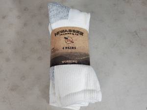 New 4 Pack of Hiwassee Trading Socks