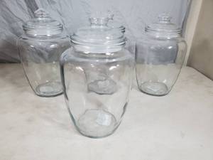 4 New Anchor Hocking Glass Jars with Lids