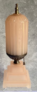 lot 16 image: Vintage 1930s  Houze Art Deco Coralex Skyscraper Lamp or Houzex Boudoir Lamp