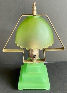 lot 26 image: Gorgeous Green Step Lamp with Uranium Glass Shade Houze Lamp