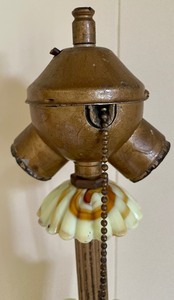 lot 120 image: Vintage Houze Glass Swirled Soft Pistachio Green Double Socket Table Lamp