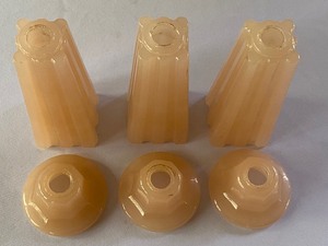 lot 95 image: Vintage Coralex Houze Glass Lamp Spacers