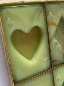 lot 71 image: Vintage Slag Glass Playing Cards Ash Tray Set