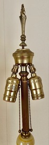 lot 128 image: Amazing Vintage Houze Glass Art Deco Akro Agate Floor Lamp