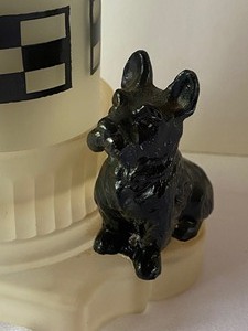lot 173 image: Art Deco Scotty Dog Lamp