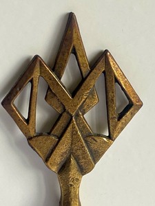 lot 156 image: Art Deco Finial