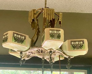 lot 1 image: 1920s Art Deco Five Arm Slip Shade Light Fixture